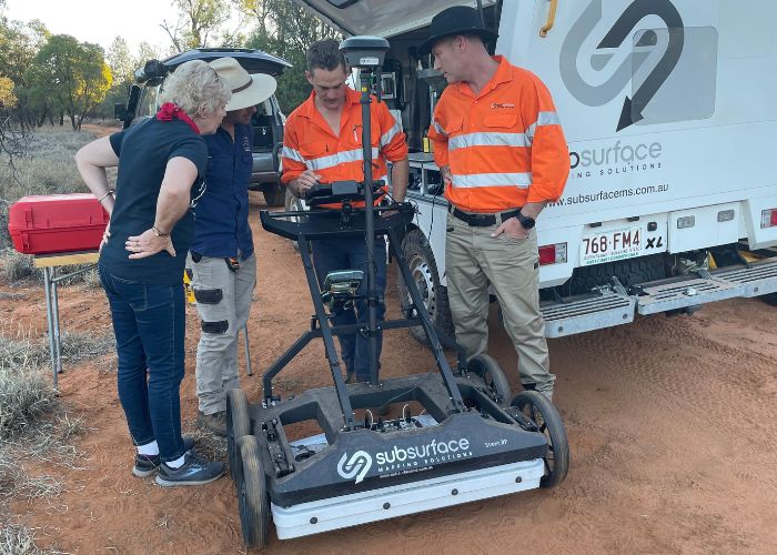 TFW Director Leanne Brosnan, AWC Senior Field Ecologist, Andy Howe with Subsurface Mapping Solutions Geospacial Technician Max Thomas and Managing Director Andrew Watson, review initial GPR data. 